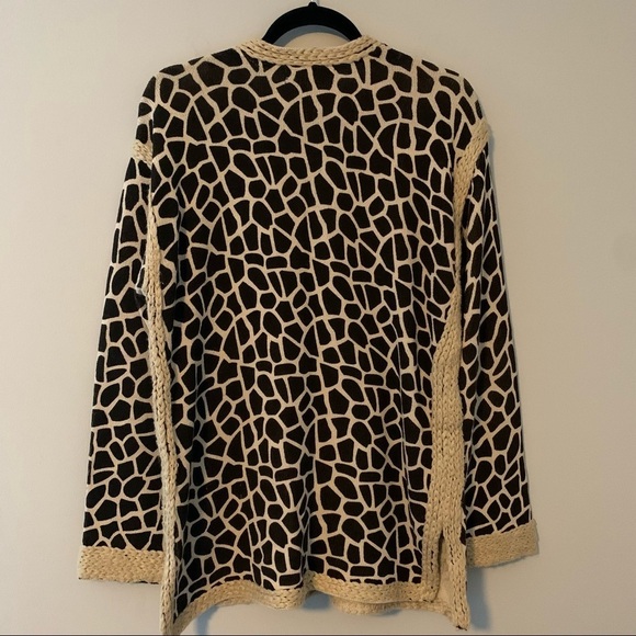 Women’s Michael Kors brown giraffe print tunic sweater - Picture 4 of 5